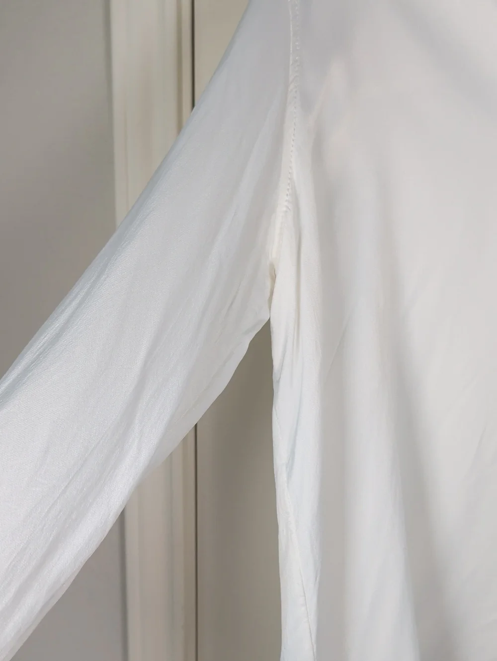 Zara White Button-Up Silk Blouse - Picture 7 of 11